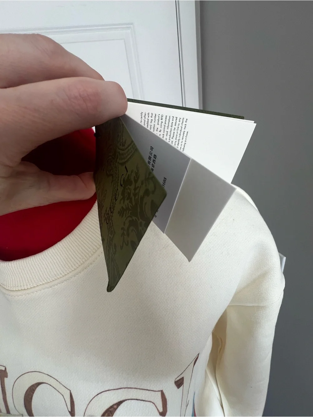 Gucci Cream Crewneck Sweatshirt with Lemon and Logo Graphic